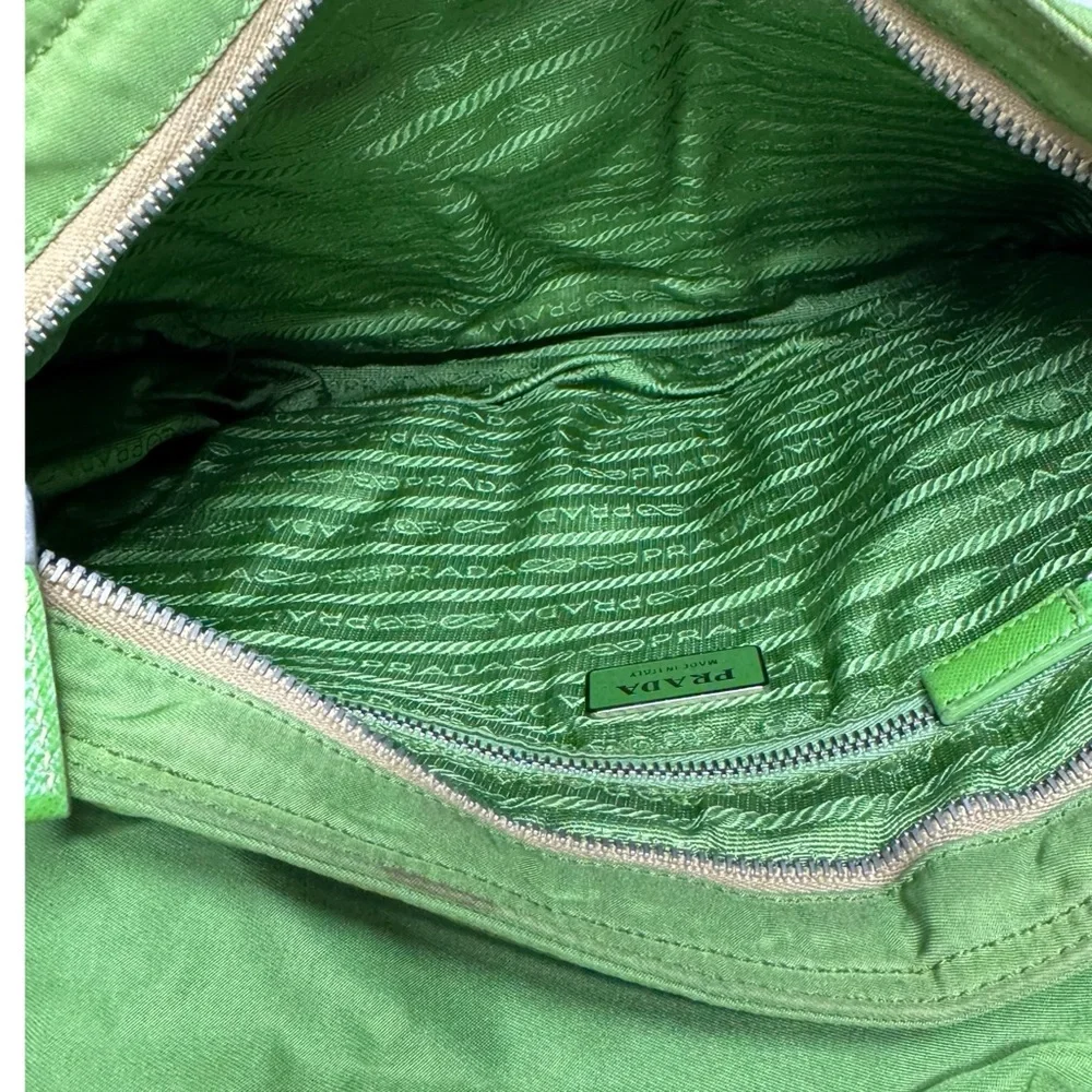 Prada Vintage 2000’s Authentic Large Tessuto Buckle Cargo Shoulder Bag Green - Picture 6 of 10